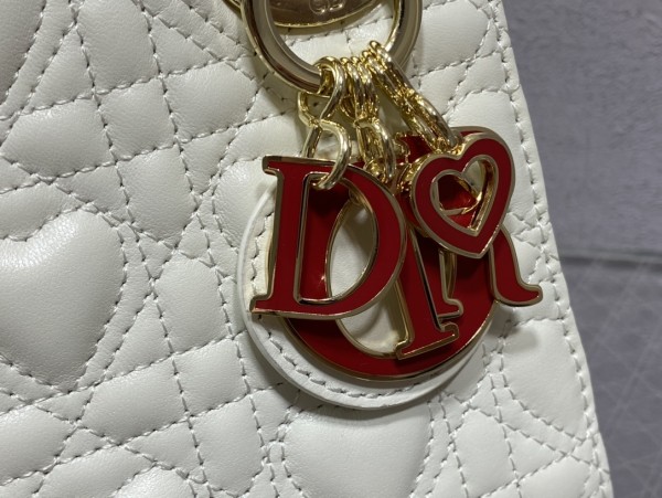 Handbag  Dior  size  17 cm