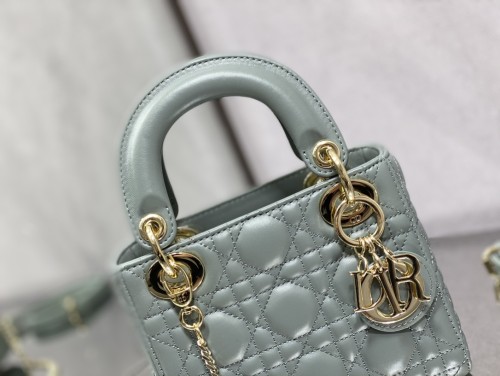Handbag  Dior  size  17 cm