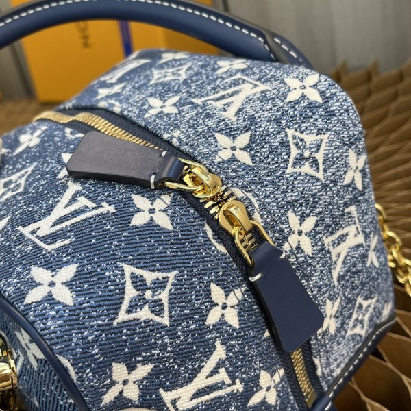 Handbag  Louis Vuitton  M59611  size  16.0x16.0x16.0 cm