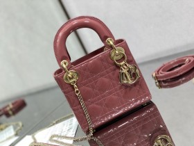 Handbag  Dior  size  17 cm