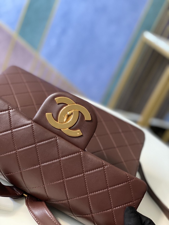 Handbag   Chanel  A88  size  30.21.8 cm