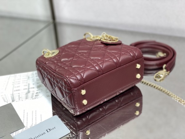 Handbag  Dior  size  17 cm