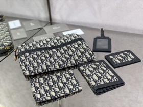 Handbag  Dior size  28 cm