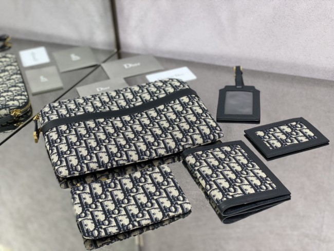 Handbag  Dior size  28 cm