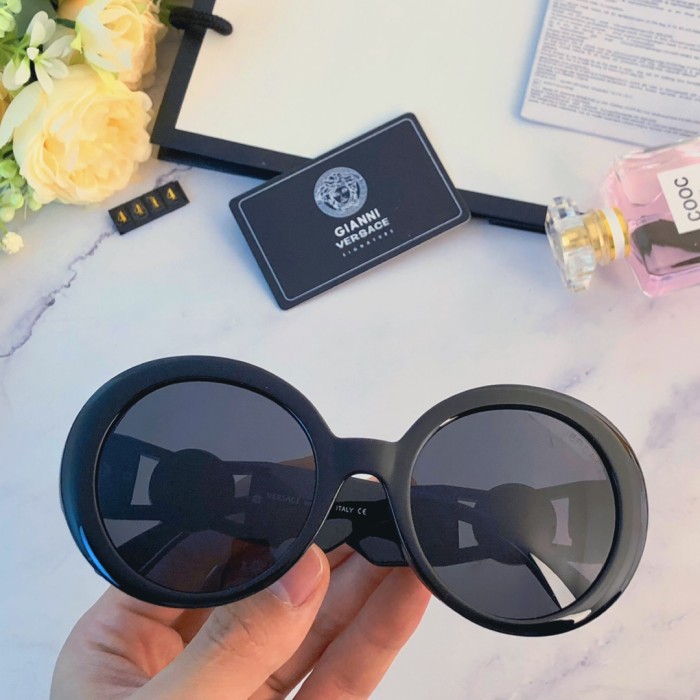 Sunglasses Versace 1