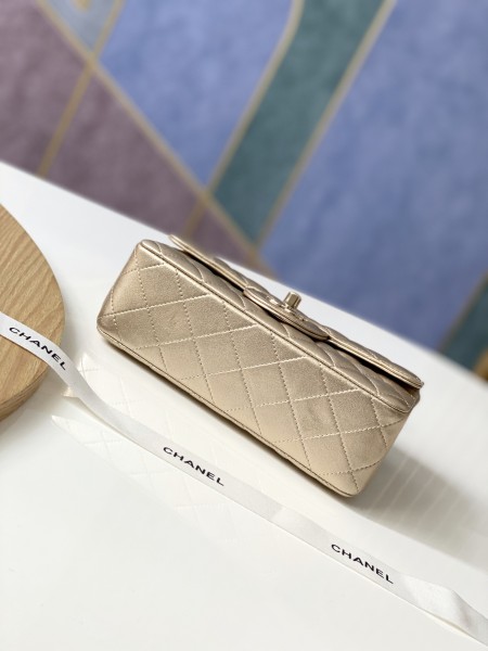 Handbag   Chanel  116  size  20 cm