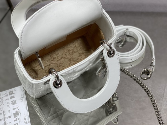 Handbag  Dior  size 17 cm