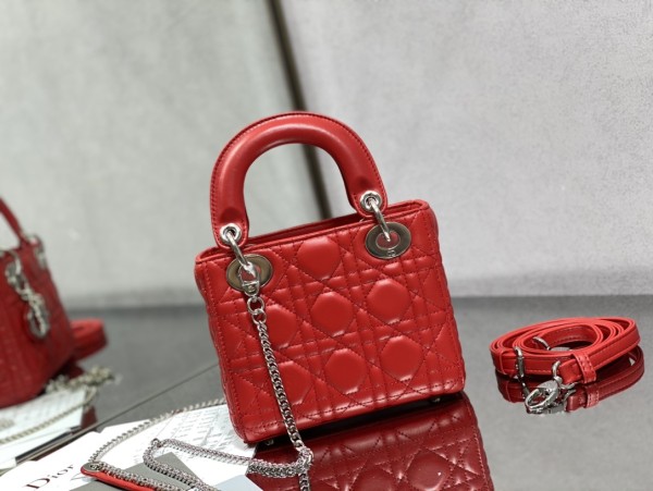 Handbag  Dior  size  17 cm