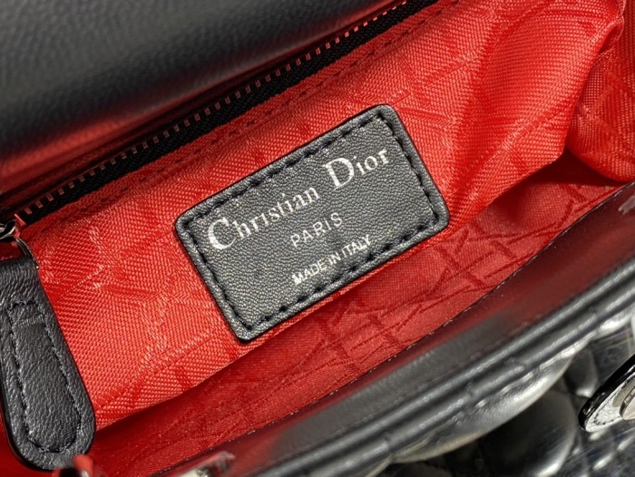 Handbag  Dior  size  17 cm