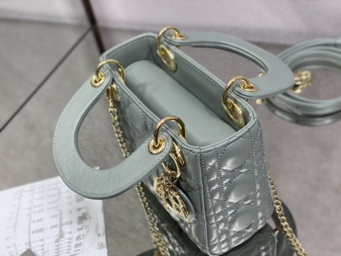 Handbag  Dior  size  17 cm