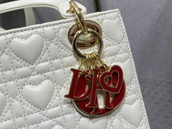 Handbag  Dior  size  20 cm