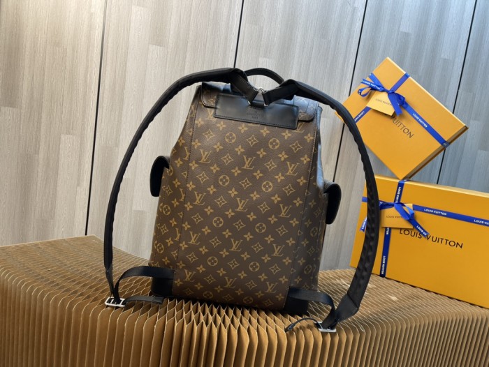 Handbag   Louis Vuitton  M43735  size 41×47×13 cm