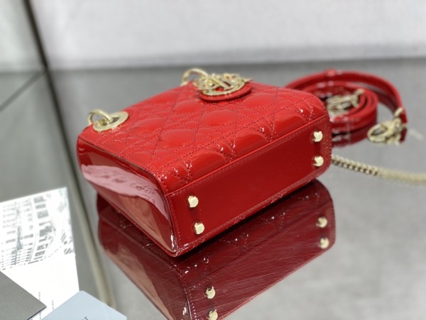 Handbag  Dior  size  17 cm