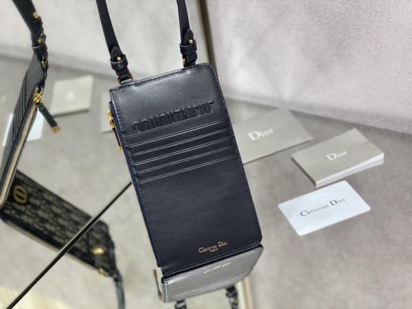 Handbag  Dior  size  11*20 cm