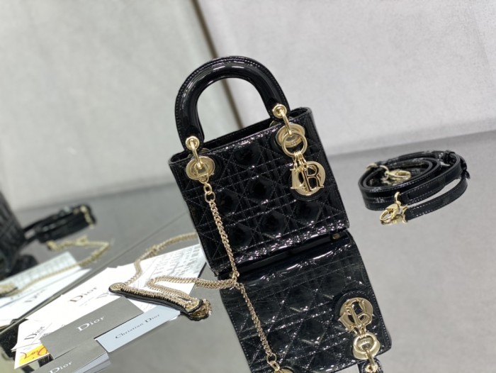 Handbag  Dior size  17 cm