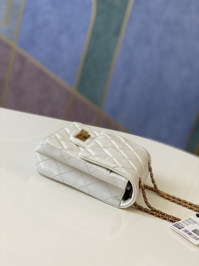 Handbag   Chanel  AS1326  size  17 13.5 5.5 cm