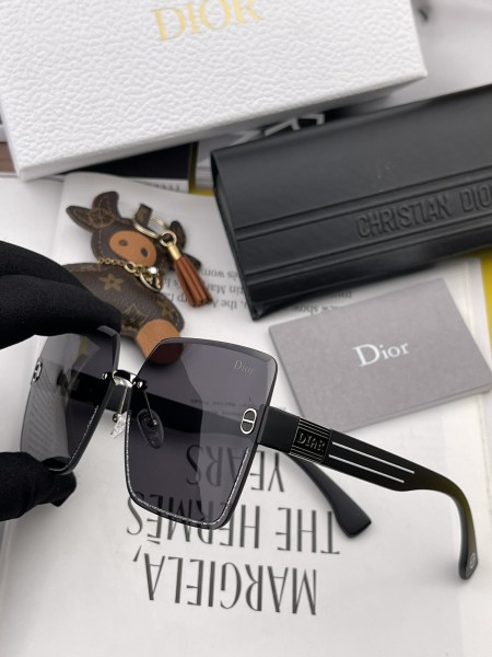 sunglasses Dior D7771