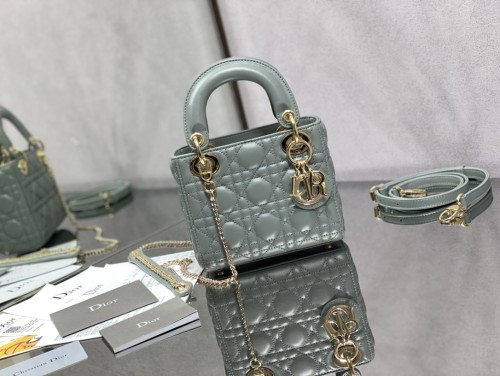 Handbag  Dior  size  17 cm