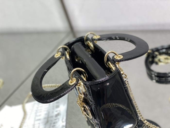 Handbag  Dior size  17 cm