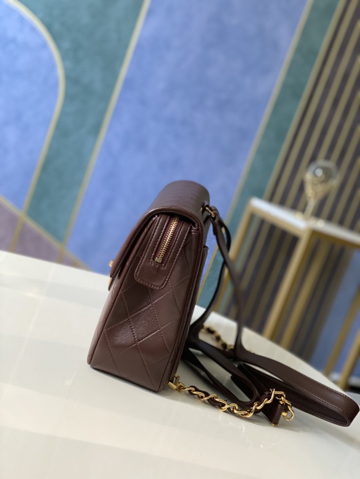 Handbag   Chanel  A88  size  30.21.8 cm