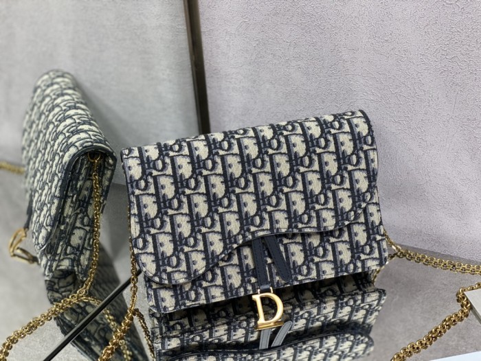 Handbag  Dior  size  21 cm