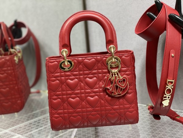  Handbag  Dior  size  20 cm