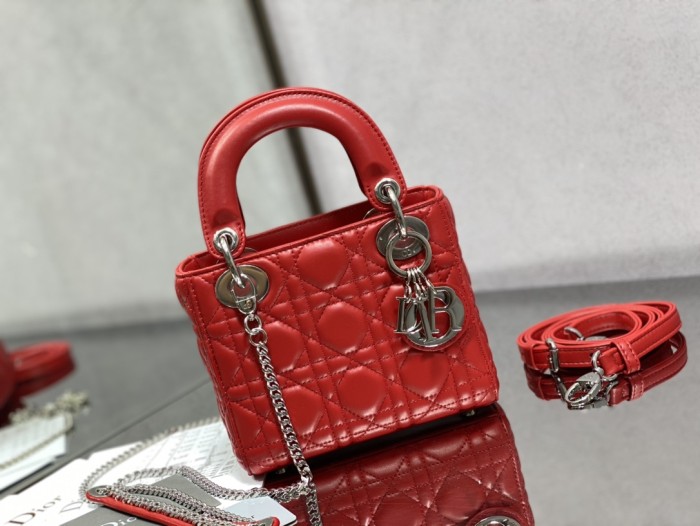 Handbag  Dior  size  17 cm