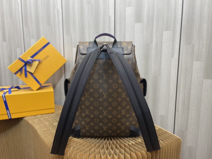 Handbag   Louis Vuitton  M46272 size  41x48x13 cm