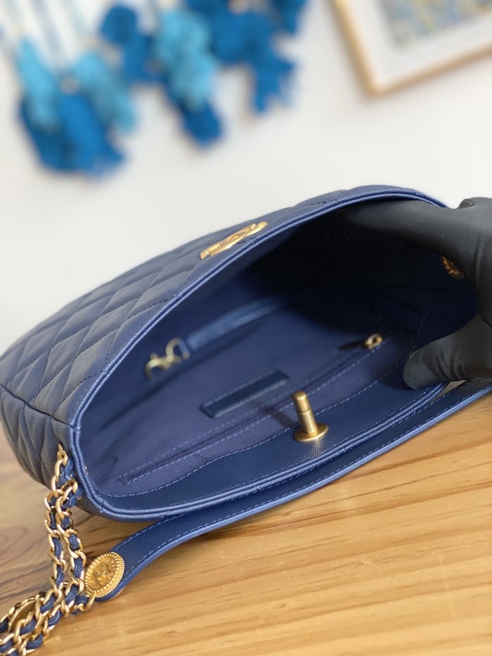 Handbag   Chanel 3400  size  25.5*21.5*8  cm