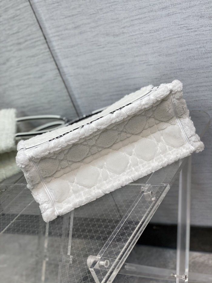 Handbag   Dior  size   36*18*28 cm