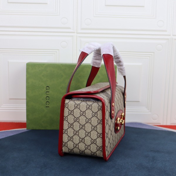Handbag  Gucci   627323  size  27.5X17.5X11 cm