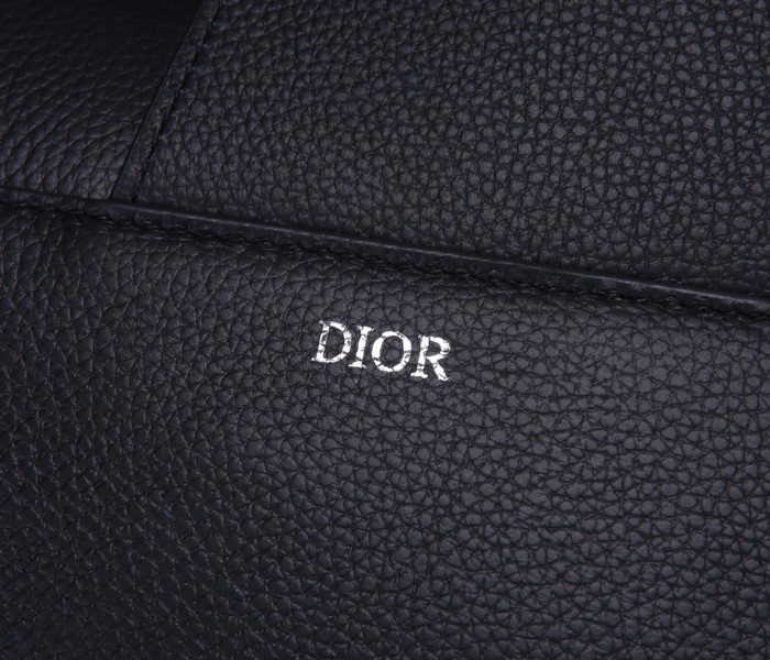 Handbag   Dior   CD93305  size  20x28.6x5 cm