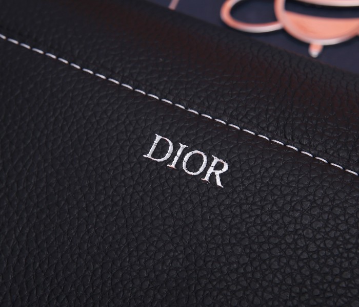Handbag   Dior  1ADPO095  size  24*17.5*3  cm