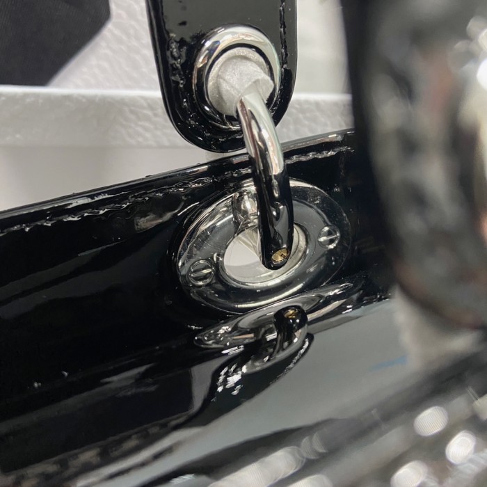 Handbag   Dior  6603  size  17 cm