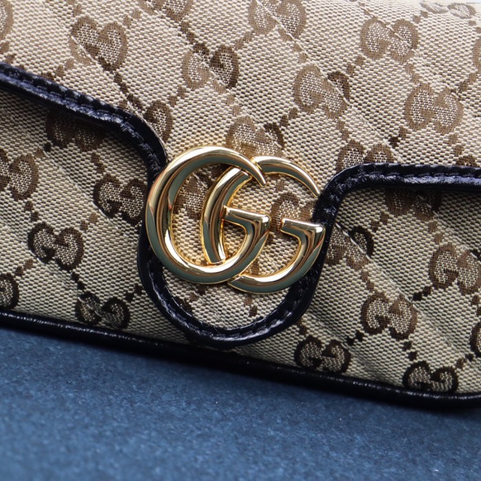 Handbag  Gucci  574969  size  16*10*5  cm