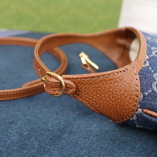 Handbag  Gucci  637092  size  19*13*3 cm