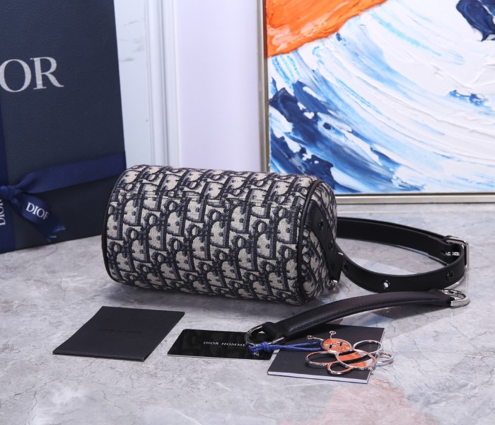  Handbag   Dior 93312  size  17*11  cm