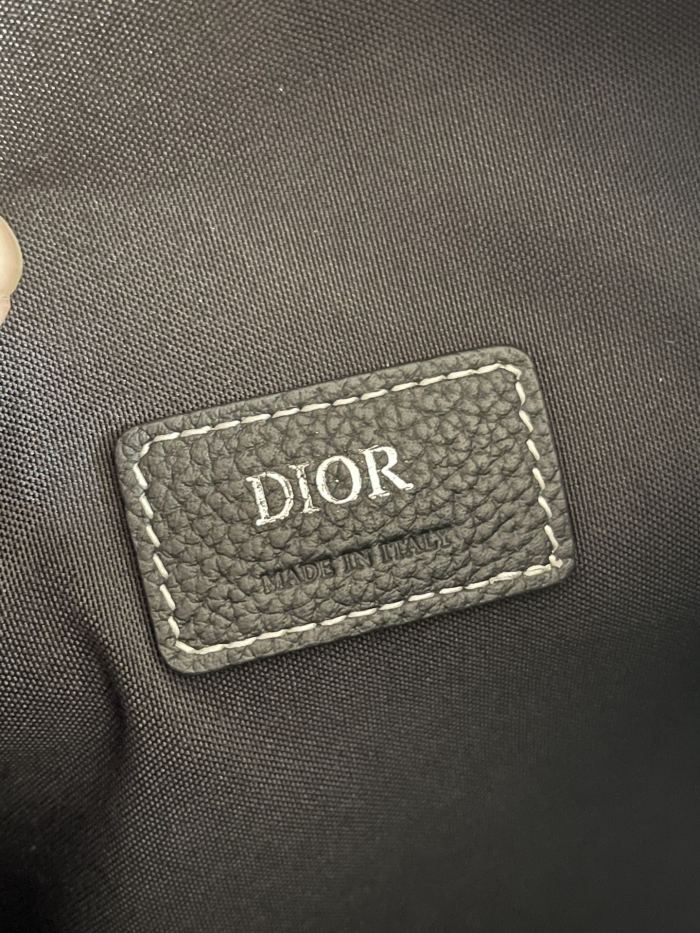 Handbag   Dior  93336  size  22 x 10.5x 12.5  cm