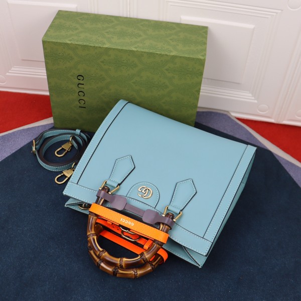 Handbag  Gucci  660195  size  27*24*11  cm