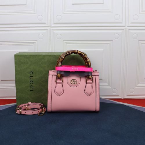 Handbag  Gucci  655661  size  20X16X10 cm
