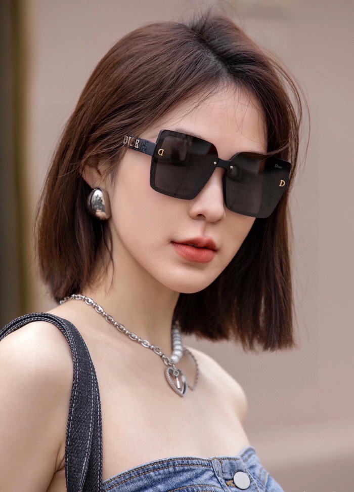 sunglasses Dior 7115