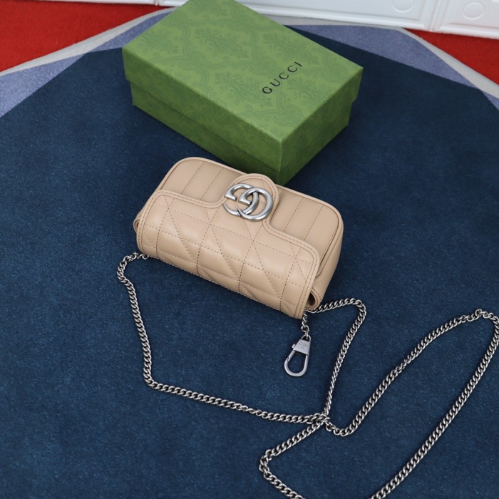 Handbag  Gucci  476433   size 16.5X10.2X5.1 cm