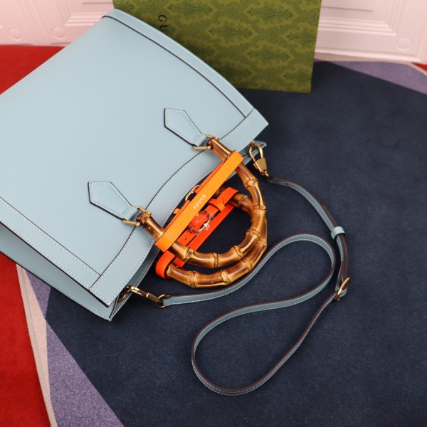 Handbag  Gucci   655658  size 35*30*14  cm