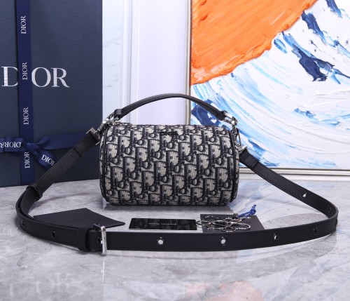  Handbag   Dior 93312  size  17*11  cm