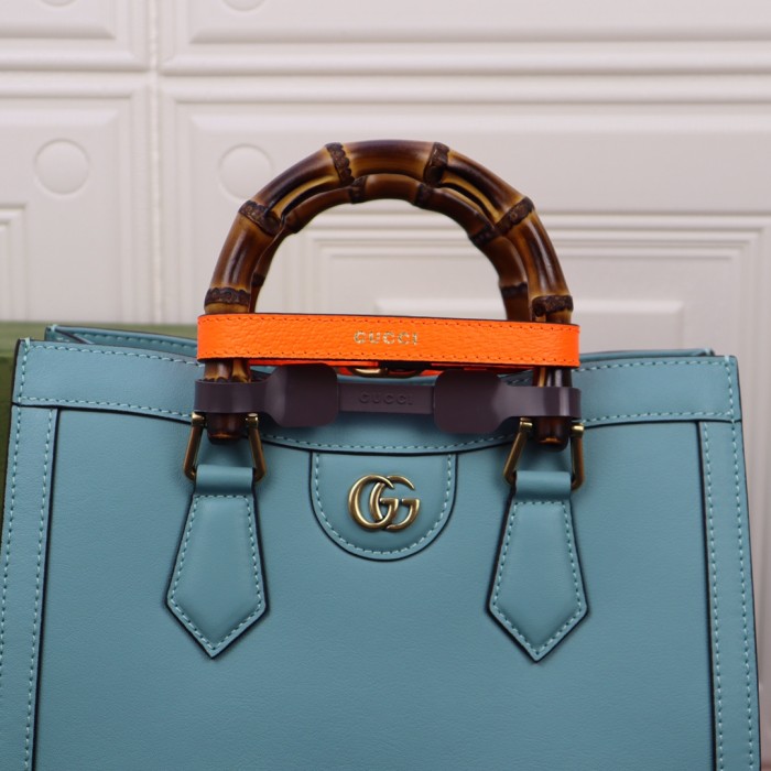 Handbag  Gucci  660195  size  27*24*11  cm