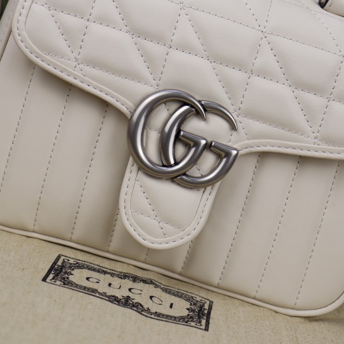 Handbag  Gucci  583571  size  21X15.5X8 cm