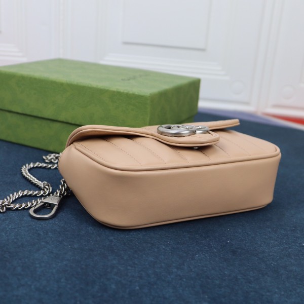 Handbag  Gucci  476433   size 16.5X10.2X5.1 cm