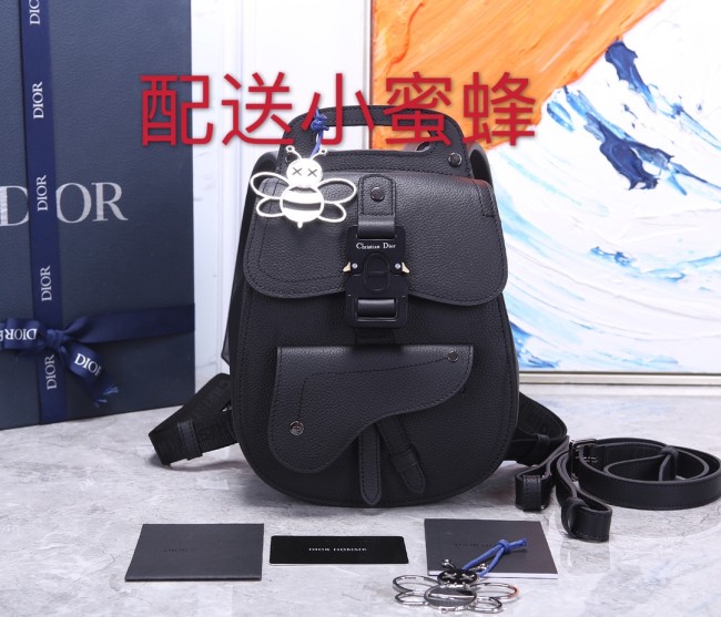 Handbag   Dior  93313  size  19x27.5x11.5 cm