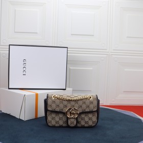 Handbag  Gucci  446744   size  23-14-6  cm