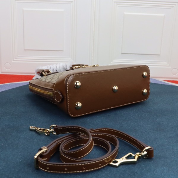 Handbag  Gucci  621220   size  25X24X9 cm